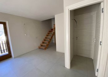 Two-room apartment Via Circonvallazione 11, Verrès - photo 14