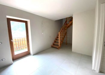 Two-room apartment Via Circonvallazione 11, Verrès - photo 4