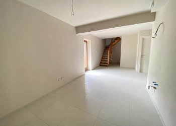 Two-room apartment Via Circonvallazione 11, Verrès - photo 7