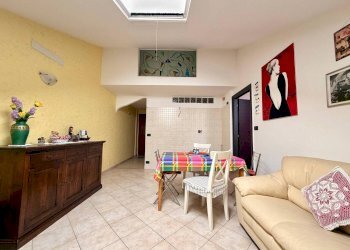 Two-room apartment Vinovo - photo 3