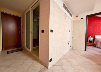 Two-room apartment Vinovo - photo 4