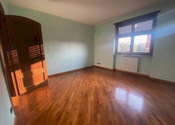 Camera da letto - Quadrilocale via Luigi Einaudi, 3a, Carmagnola - foto 17