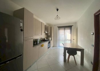 Cucina - Bilocale via Salvo D'Acquisto, Vinovo - foto 3