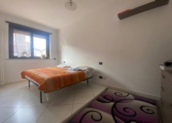 Camera da letto - Bilocale via Salvo D'Acquisto, Vinovo - foto 15