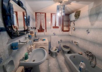 Bagno - Four-room apartment via Piave, 85, Mignanego - photo 48