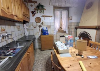 Cucina - Four-room apartment via Piave, 85, Mignanego - photo 50