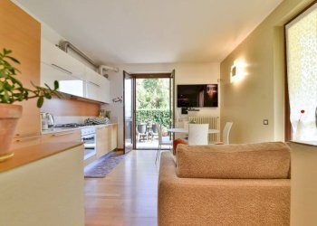 Salone - Bilocale via Scuri, 22, Asso - foto 5