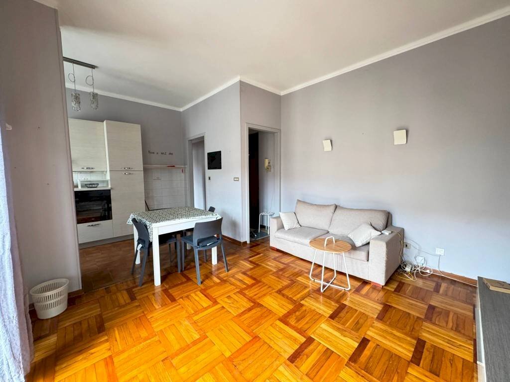 Salone - Bilocale Cuneo (zona Centro) - foto 3