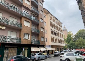 Facciata - Alimentari - Gastronomia via Nicola Sacco e Bartolomeo Vanzetti, 5, Cuneo (zona Donatello) - foto 1