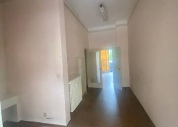 Interno appartamento - Alimentari - Gastronomia via Nicola Sacco e Bartolomeo Vanzetti, 5, Cuneo (zona Donatello) - foto 12