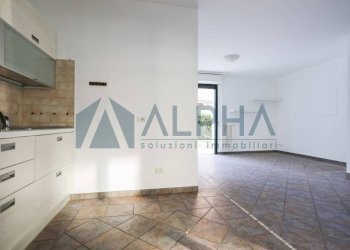 Cucina - Trilocale viale San Salvador, Rimini - foto 2