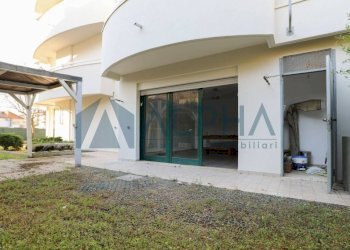 Facciata - Trilocale viale San Salvador, Rimini - foto 16