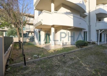 Giardino - Trilocale viale San Salvador, Rimini - foto 21