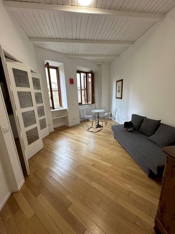 Salone - Bilocale via delle Quattro Fontane, Roma (zona Centro Storico) - foto 1