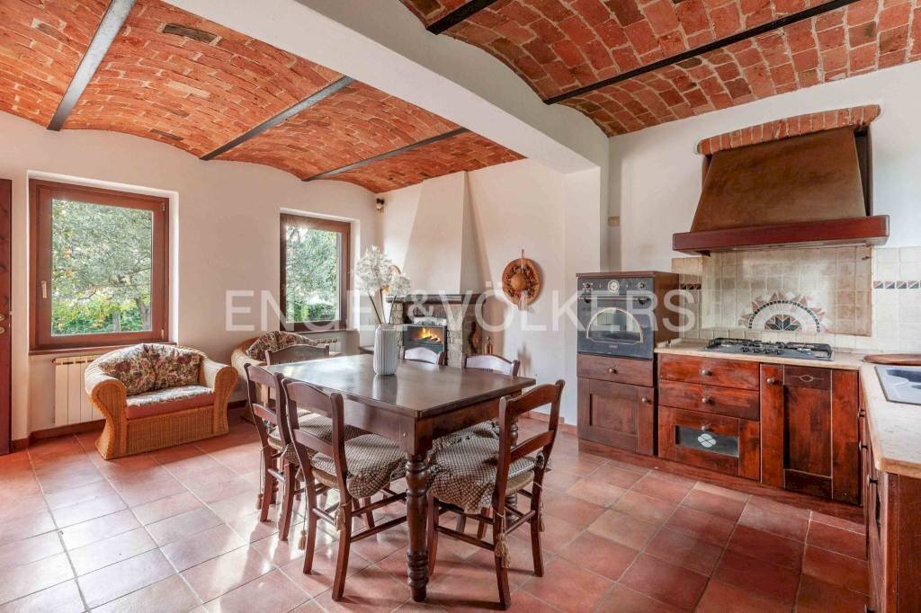 Cucina - Rustico Frazione Berri, La Morra - foto 2