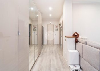 Three-room apartment Via Pirandello, Caselle Torinese - photo 16