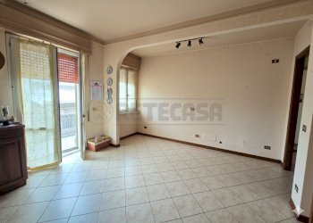 Gemini_Generated_Image_hog476hog476hog4 (1).png - Trilocale Via Bergamo, Castelverde - foto 5