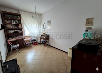 Gemini_Generated_Image_77vcxw77vcxw77vc (1).png - Trilocale Via Bergamo, Castelverde - foto 12