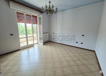 Gemini_Generated_Image_npf53mnpf53mnpf5.png - Trilocale Via Bergamo, Castelverde - foto 16