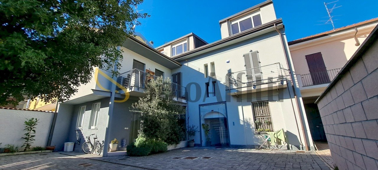 20231027_151539.jpg - Trilocale Via San Francesco D'Assisi 13, Ceriano Laghetto - foto 2