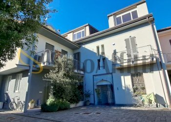 20231027_151539.jpg - Trilocale Via San Francesco D'Assisi 13, Ceriano Laghetto - foto 2