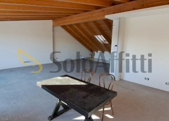 20231027_150851.jpg - Trilocale Via San Francesco D'Assisi 13, Ceriano Laghetto - foto 17