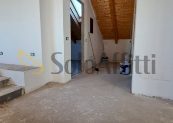 20231027_150943.jpg - Trilocale Via San Francesco D'Assisi 13, Ceriano Laghetto - foto 20