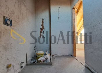 20231027_151030.jpg - Trilocale Via San Francesco D'Assisi 13, Ceriano Laghetto - foto 24