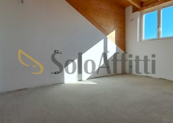 20231027_151045.jpg - Trilocale Via San Francesco D'Assisi 13, Ceriano Laghetto - foto 25