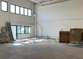 Commercial Premises Parma - photo 11