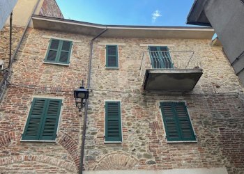 facciata - Quadrilocale Via Cavour 24, Piegaro - foto 2