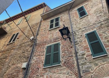 facciata - Quadrilocale Via Cavour 24, Piegaro - foto 3