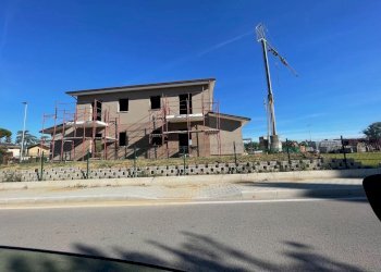 facciata - Casa indipendente Via Volturno 69, Perugia - foto 7