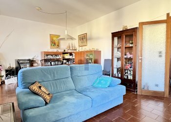 Salone - Quadrilocale Via Forte dei Cavalleggeri 55, Livorno - foto 9
