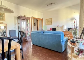 Salone - Quadrilocale Via Forte dei Cavalleggeri 55, Livorno - foto 10