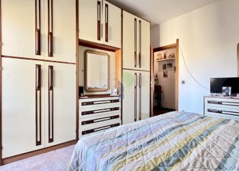 Camera matrimoniale - Quadrilocale Via Forte dei Cavalleggeri 55, Livorno - foto 21
