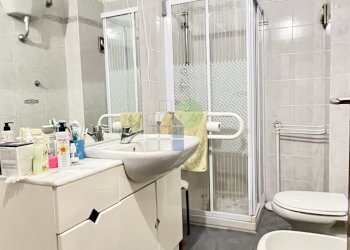 Secondo bagno - Quadrilocale Via Forte dei Cavalleggeri 55, Livorno - foto 28