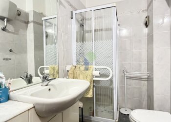 Secondo bagno - Quadrilocale Via Forte dei Cavalleggeri 55, Livorno - foto 29