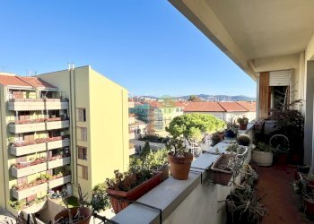 Balcone del salone - Quadrilocale Via Forte dei Cavalleggeri 55, Livorno - foto 30