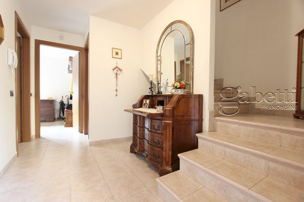 ingresso piano terra - Villa a Schiera Via Cesare Battisti, Nerviano - foto 3