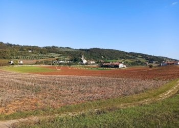 WhatsApp Image 2025-10-08 at 17.51.57 (2).jpeg - Terreno edificabile Via Costa 30, Villaga - foto 1