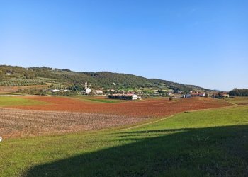 WhatsApp Image 2025-10-08 at 17.51.56.jpeg - Terreno edificabile Via Costa 30, Villaga - foto 2