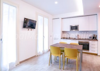 Piazza Fedi-15.jpg - Bilocale Piazzetta Virgilio Fedi 1, Finale Ligure - foto 3