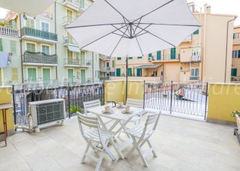 Piazza Fedi-12.jpg - Bilocale Piazzetta Virgilio Fedi 1, Finale Ligure - foto 8