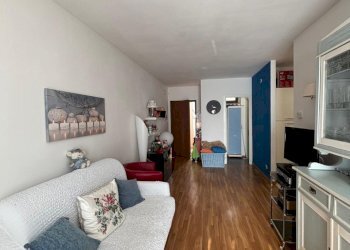 PHOTO-2025-10-17-17-14-34.jpg - Trilocale Via Giovanni Mazzuoli, Greve in Chianti - foto 1