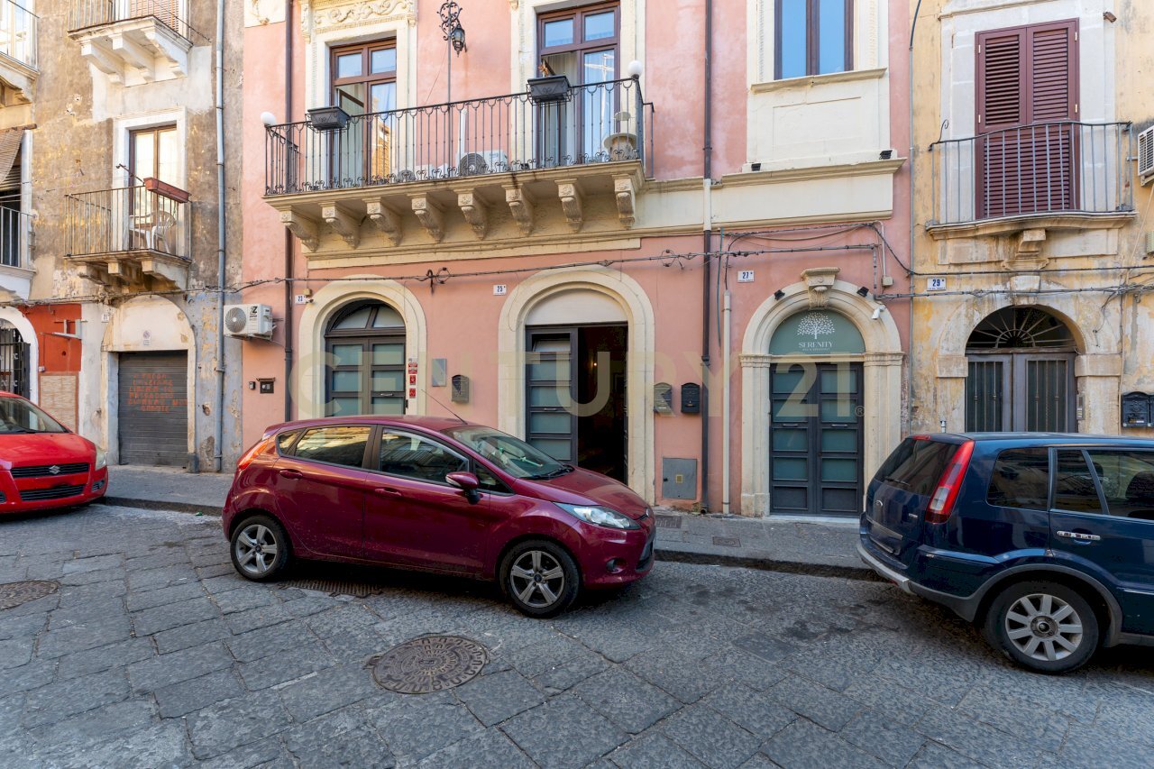 Via SS.Trinita 25 ct (2).jpg - Porzione di casa Via Santissima Trinità 25, Catania - foto 2