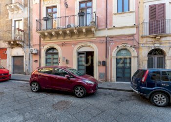 Via SS.Trinita 25 ct (2).jpg - Porzione di casa Via Santissima Trinità 25, Catania - foto 2