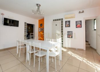 Via SS.Trinita 25 ct (12).jpg - Porzione di casa Via Santissima Trinità 25, Catania - foto 12