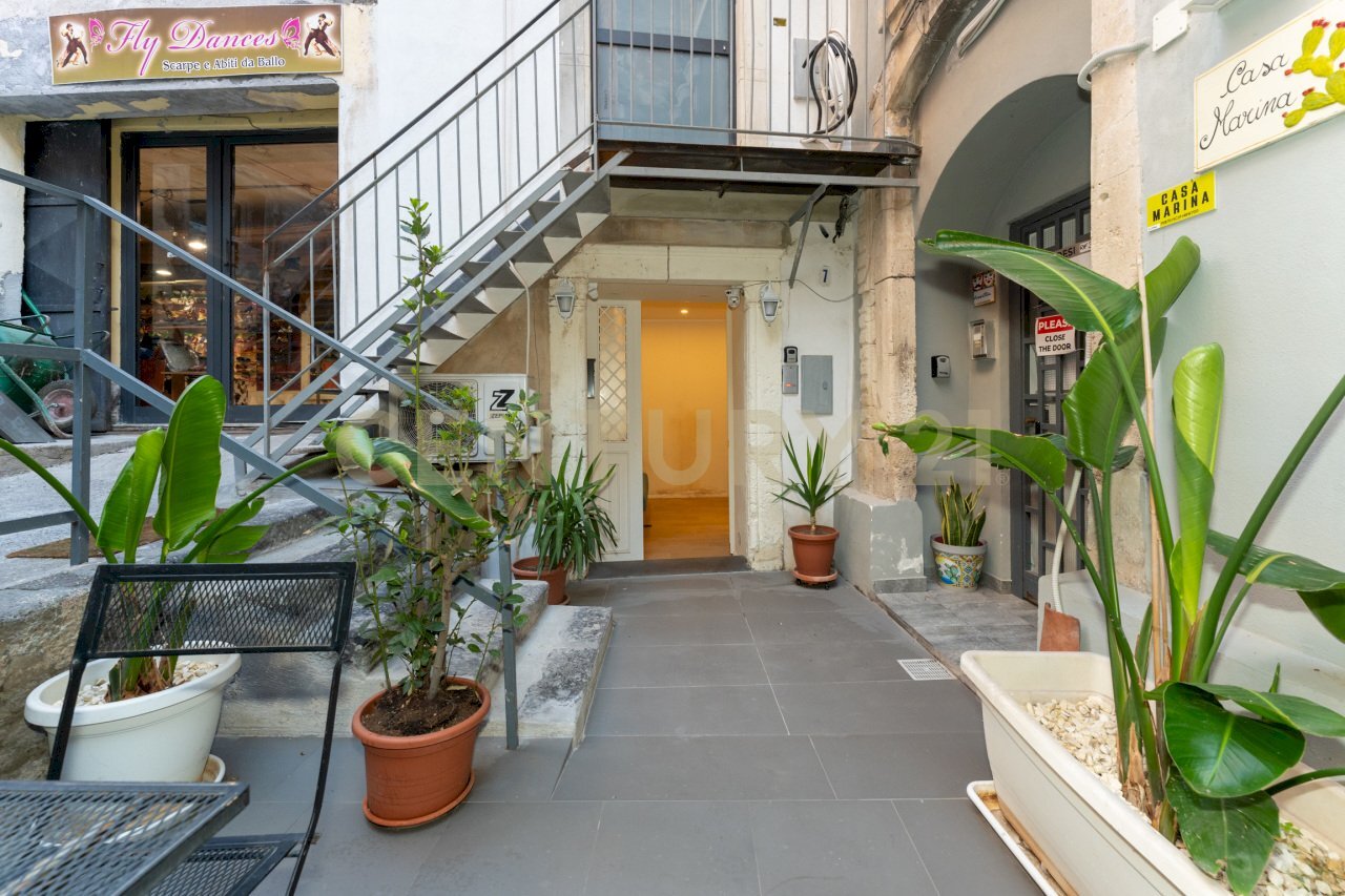 Via Alfieri ct (4).jpg - Appartamento Via Alfieri 7, Catania - foto 1