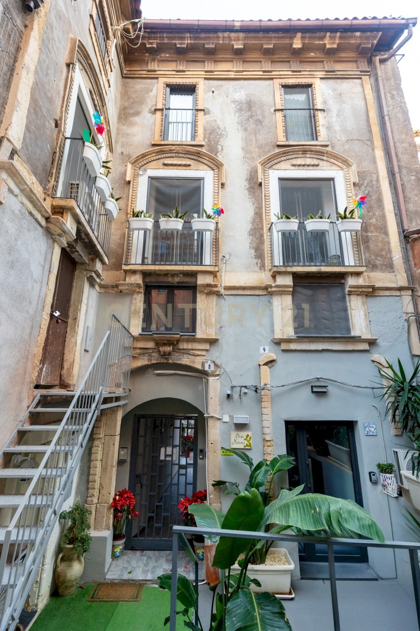 Via Alfieri ct (2).jpg - Appartamento Via Alfieri 7, Catania - foto 3
